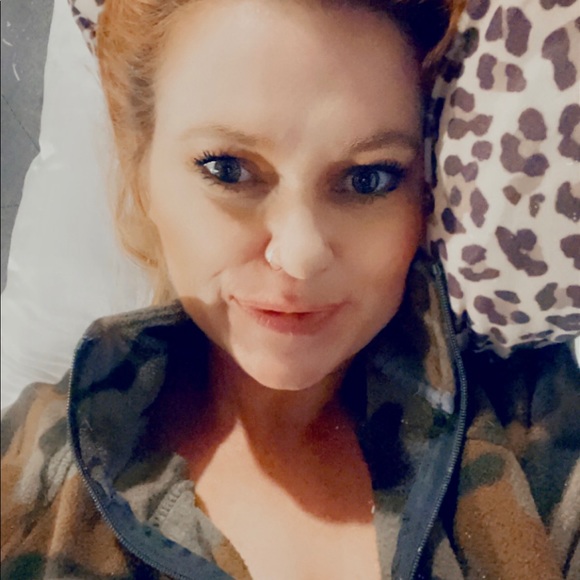 Meet your Posher, Dre 20% off 3 items, make an offer! - Picture 8 of 11